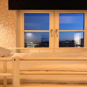 Bunk Bed in Mixed Dormitory Room