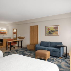 Queen Studio Suite with Two Queen Beds - Non-Smoking