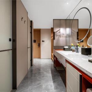 Hollywood Double Room