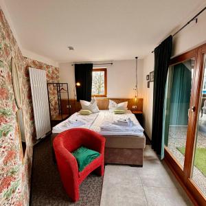 Double Room with Shared Bathroom