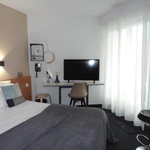 Standard Double or Twin Room with Garden View