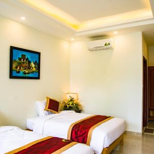 Twin Room with Balcony