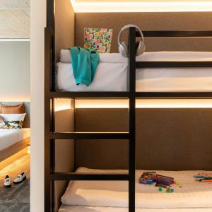 Moxy Family Room