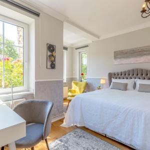Junior Suite with Garden View