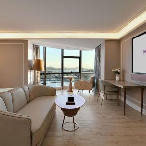 Executive King Suite