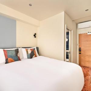 Cozy Double Room