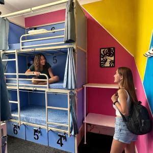 Bed in Female Dormitory Room for 6 People with Bathroom (18-45 Years)