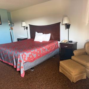King Room - Accessible/Non-Smoking