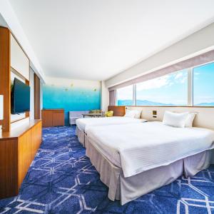 Executive Deluxe Twin Room with Club Lounge Access
