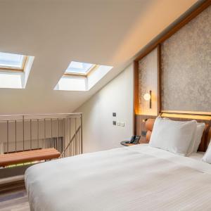 Duplex King Room