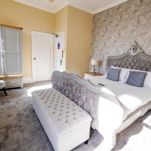 Deluxe Double Room with Bath