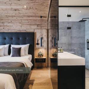 Deluxe Double Room with Bath