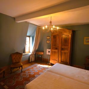 Georges Suite 