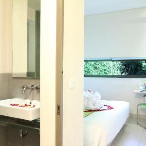 Cozy Double Room with Breakfast