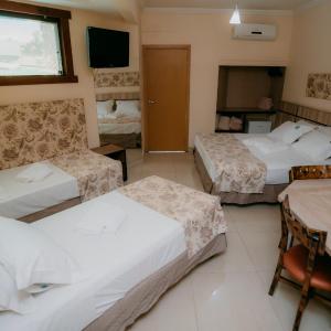 Luxury Quadruple Suite