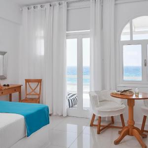 Plunge Pool Suite with Sea View