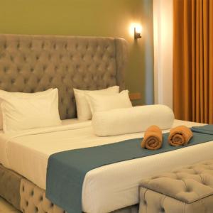 King Room with Mountain View