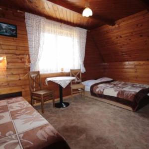 Triple Room with Shared Bathroom