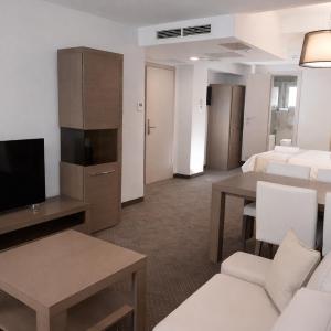 Executive Suite with Spa Bath