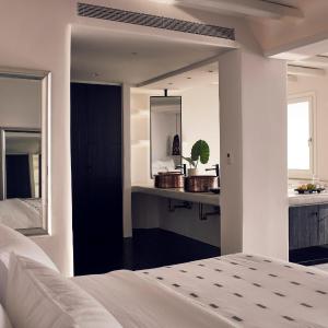 Cavo Tagoo Diamond Suite With Pool