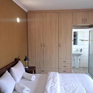 One-Bedroom Apartment - Non-Smoking