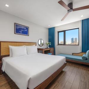 Superior Double Room with City View