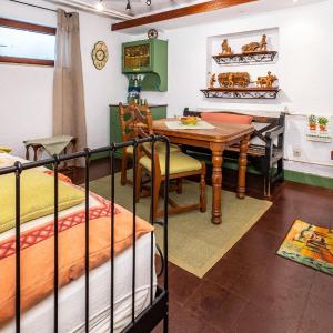 One-Bedroom Apartment with Garden