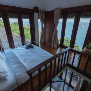 Duplex Sea View Bungalow with Balcony #2