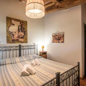 Two-Bedroom Deluxe Apartment with Garden View