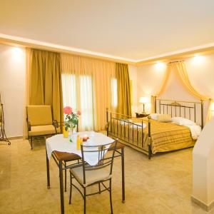Anassa Deluxe Studio