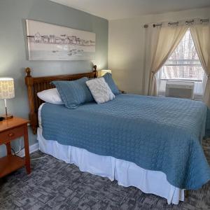 Family Room with Bath