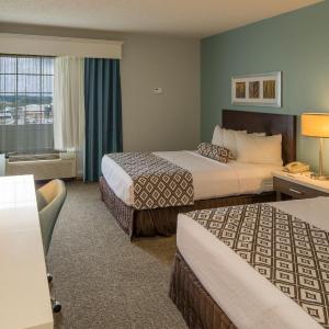 Queen Room with Two Queen Beds - Hearing Accessible/Non-Smoking