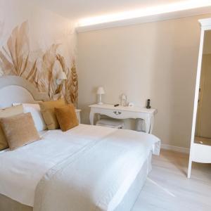Junior Suite with Lake View