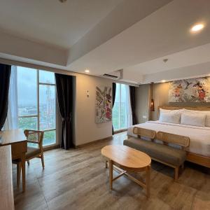 Grand Executive