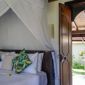 Palm View Bungalow Standard