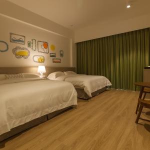 Standard Quadruple Room