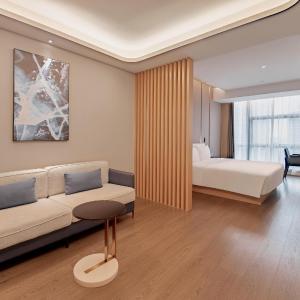 Large Single Room