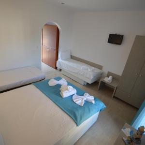 Studio with Sea View (2 Adults + 2 Children)