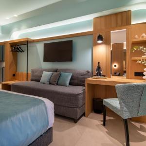 Luxury Triple Room