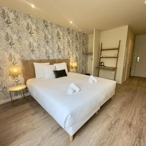 Comfort King Room -Non-Smoking/Ground Floor