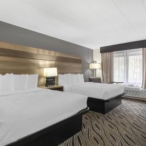 Queen Room with Two Queen Beds - Non-Smoking