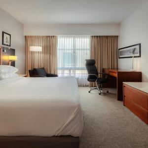 Business King Room