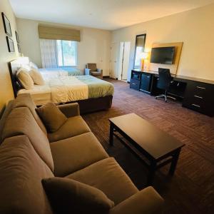 Suite with Two Queen Beds - Non-Smoking