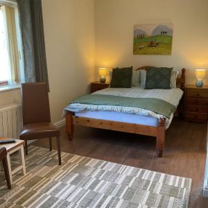 Double/Family Room (ensuite) – double and single bed