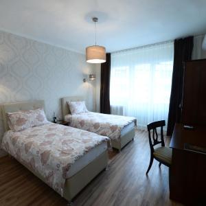 Twin Room with Private Bathroom