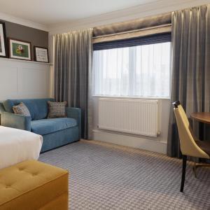 Deluxe Queen Room with Sofa Bed