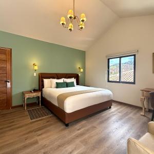 Suite with Garden View