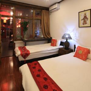 Twin Bed Room