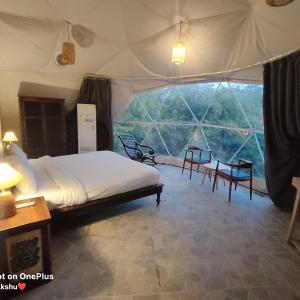 Queen Room with Spa Bath