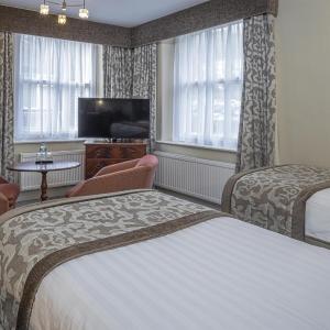 Standard Twin Room - Non-Smoking